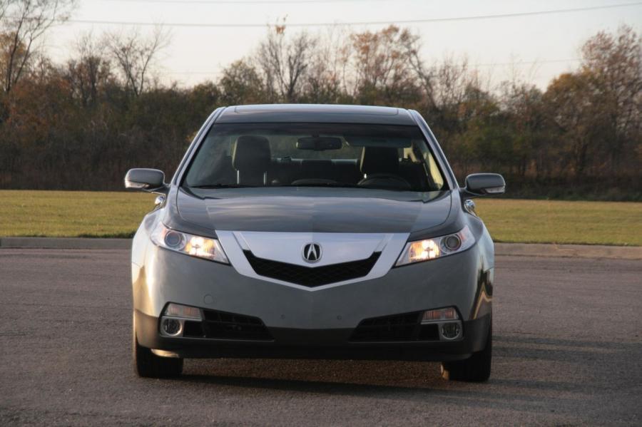  Acura TL SH-AWD 2008 года  (фото 4 из 65)